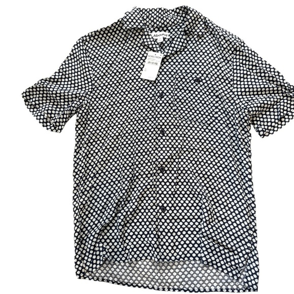 Abound XS short sleeve button down new with tags geometric print - Picture 2 of 5